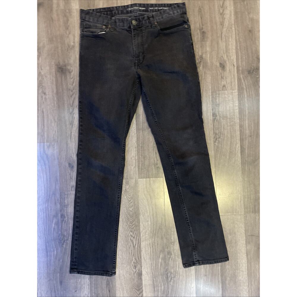 Calvin Klein Men's Slim Straight Jean Size 32W x 32L Classic Black